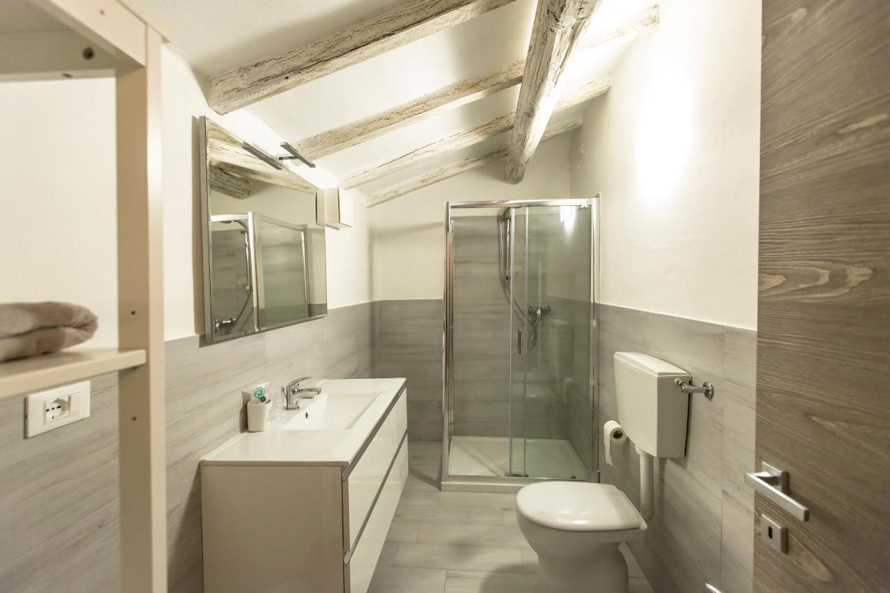 700Enolocanda Santa Giuletta Luaran gambar