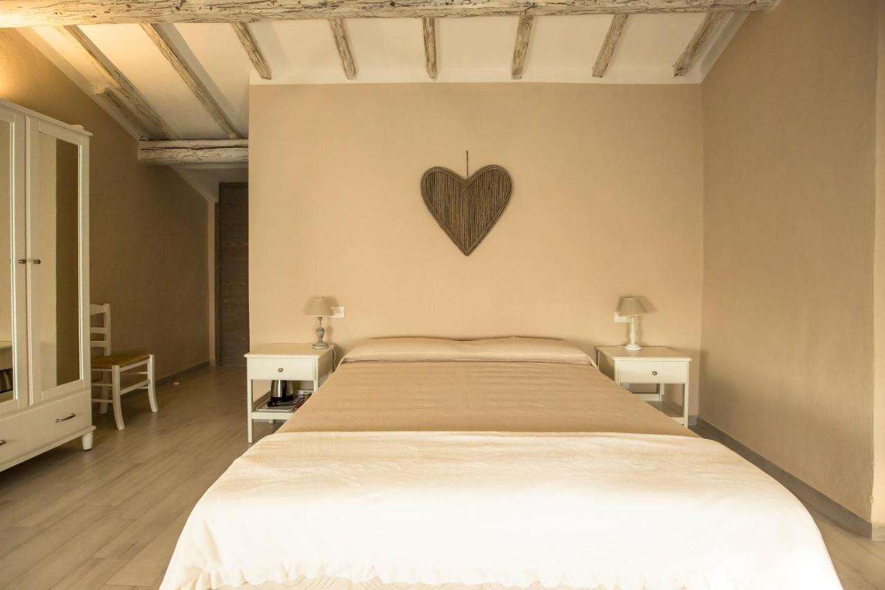 700Enolocanda Santa Giuletta Luaran gambar